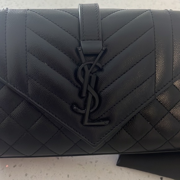 Saint Laurent cross body bag. Lightly used in mint condition. - Picture 2 of 2